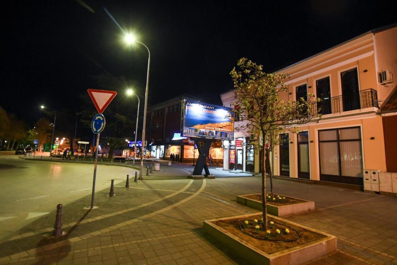 Central Apartments Kladovo Exterior photo